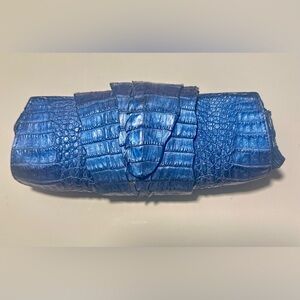 Nevalia Auth Crocodile Hornback
Metallic Blue Tail Wrap Small Clutch Bag 8”
